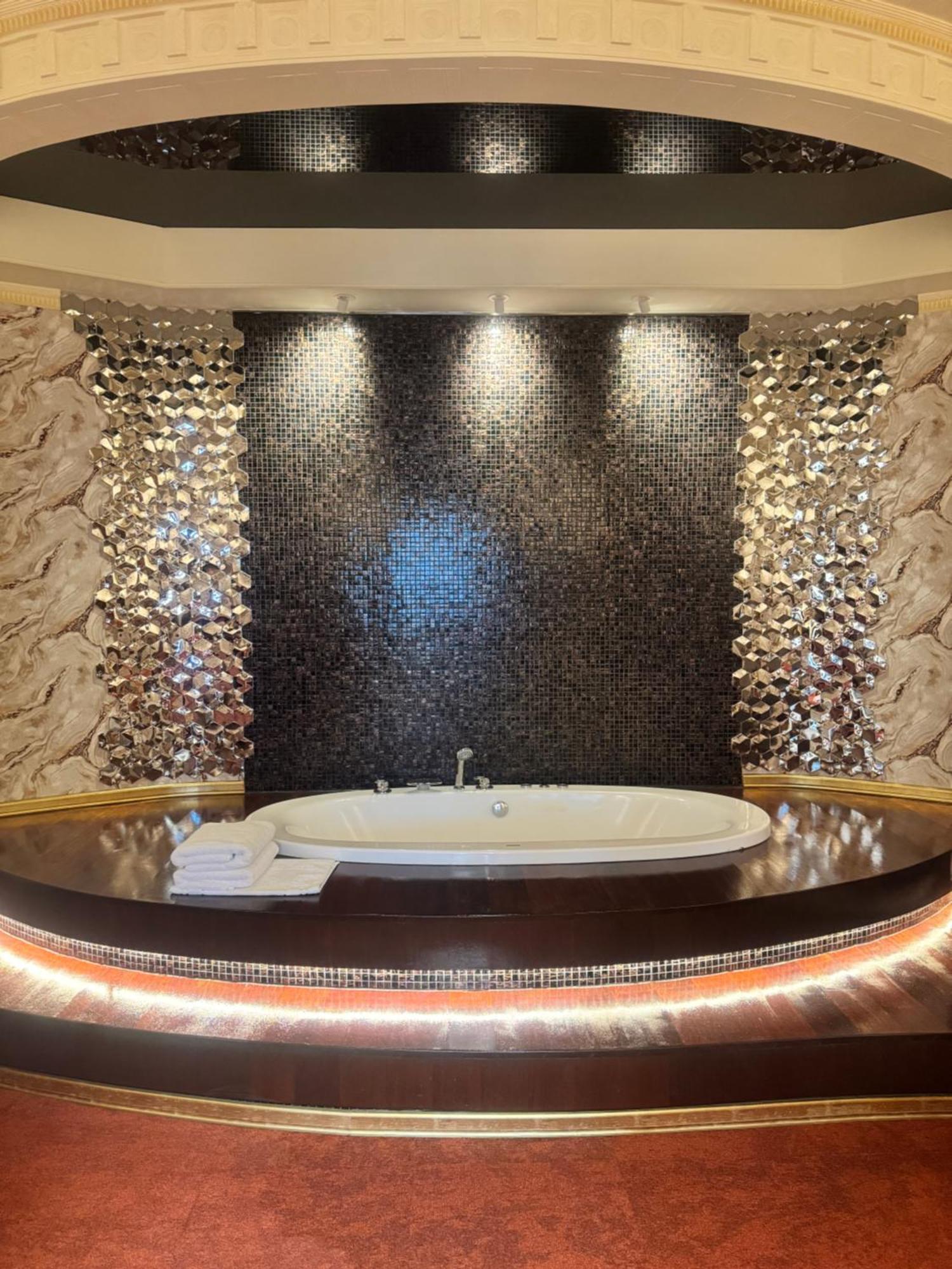 Hotel Veles Zolotonosha Buitenkant foto